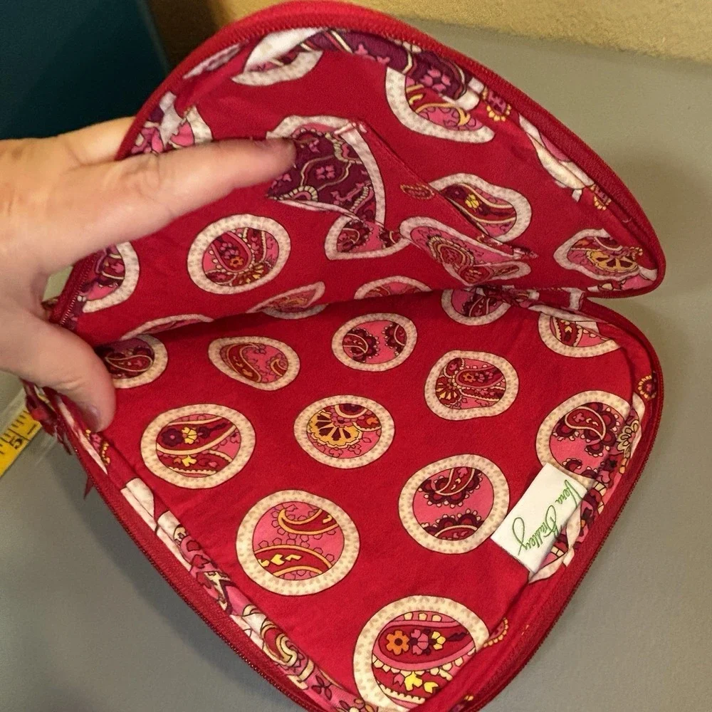 Vera Bradley Loves Me Red Quilted iPad case Ereader sleeve 10 1/2